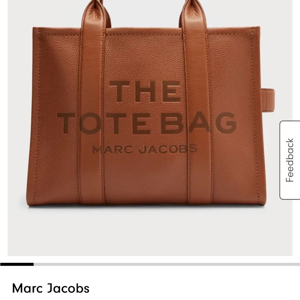 Marc Jacobs
The Leather Medium Tote Bag